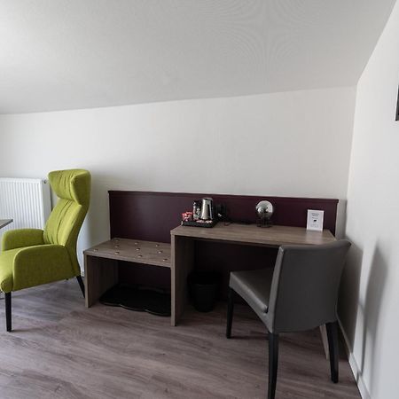 Hotel Porta Nigra ترير الغرفة الصورة